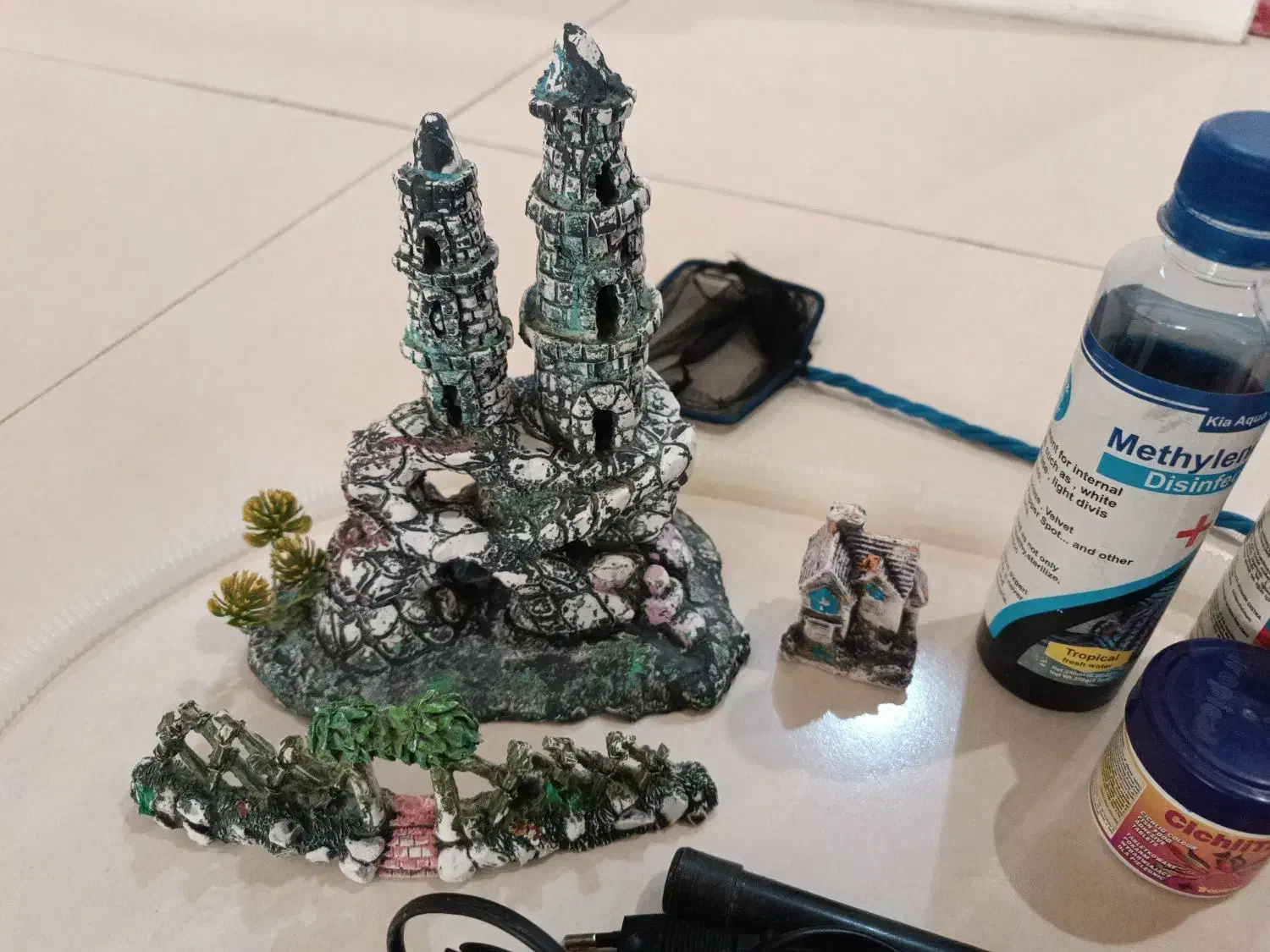 وسایل آکواریوم|لوازم جانبی حیوانات|باقرشهر, |دیوار