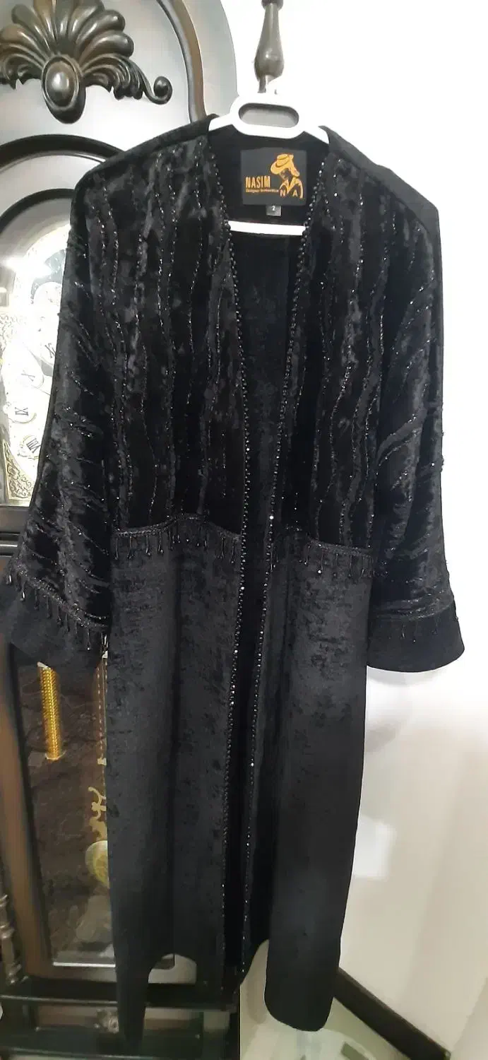 مانتو|لباس|قدس, شهر‌قدس|دیوار