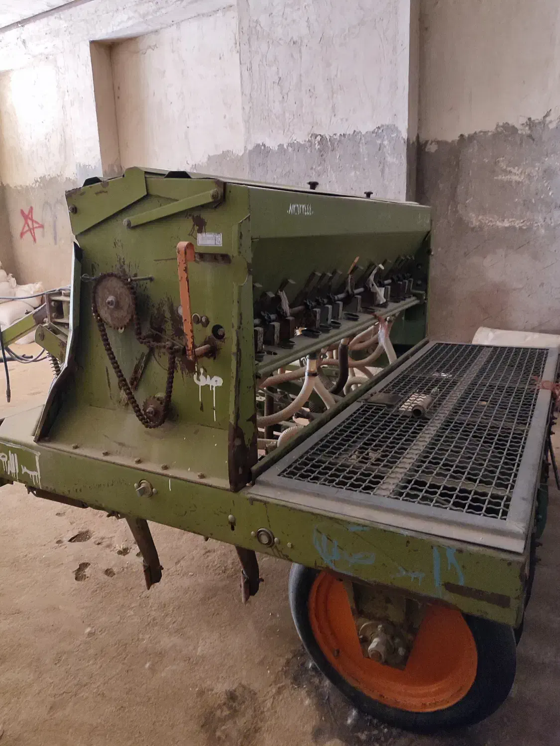 ردیف کار  ( عمیق کار ) ۱۱ ردیفه|ماشینآلات صنعتی|شاهنجرین, |دیوار