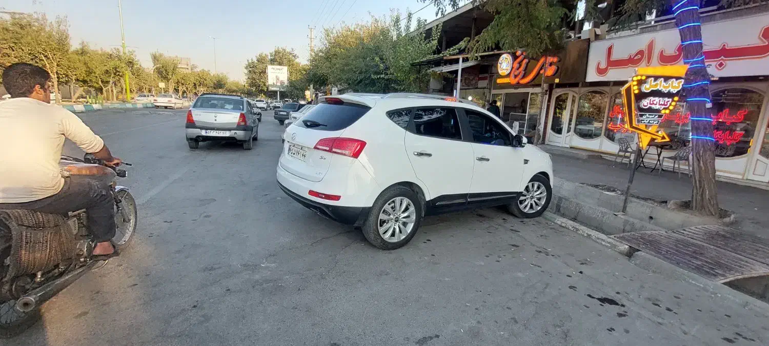 جک اس ۵ اتومات مدل ۹۷|خودرو سواری و وانت|نجف‌آباد, طالقانی|دیوار