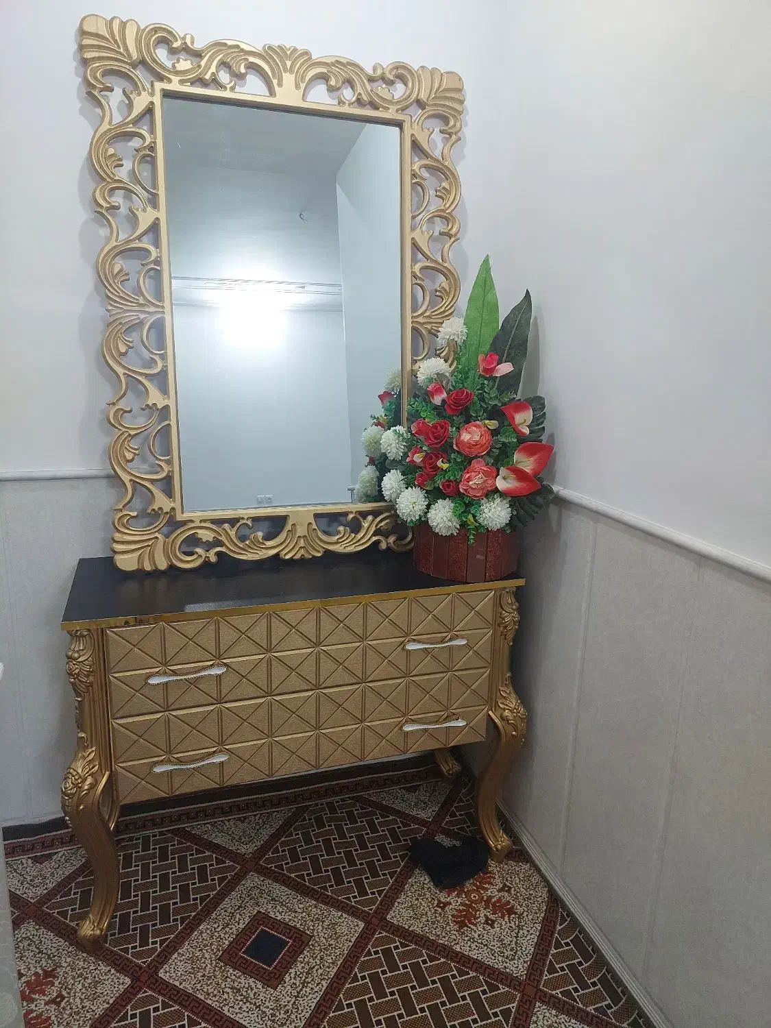 میز اتو و کمد و آینه و جاکفشی|جاکفشی، کمد، دراور|میبد, |دیوار