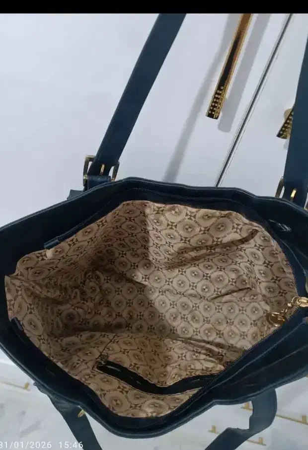 دو عدد کیف زنانه بزرگ|کیف، کفش، کمربند|بروجرد, |دیوار