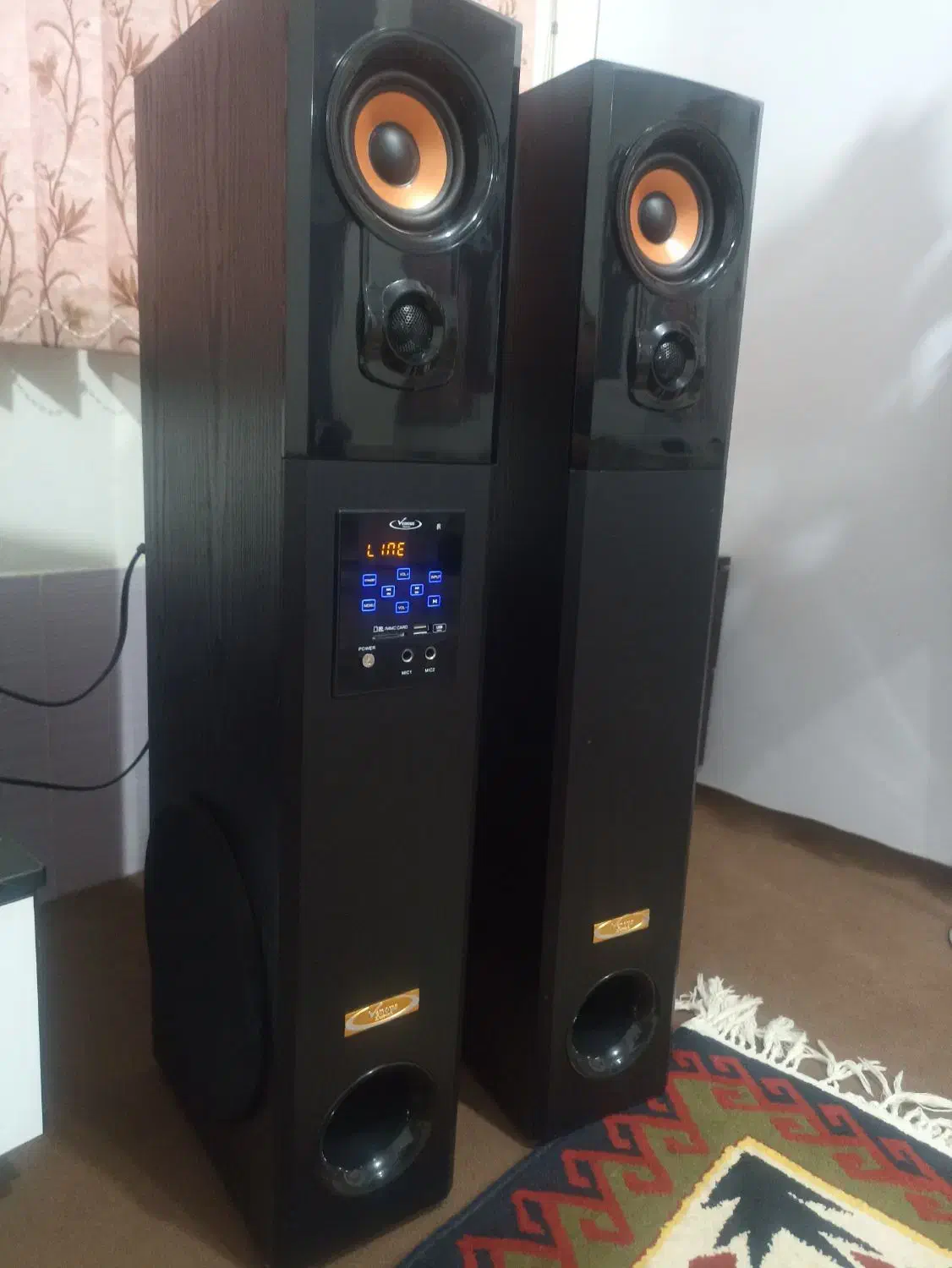 دوتا باند پرقدرت بلوتوث و فلاش ومموری و کنترل دار|سیستم صوتی خانگی|سنندج, |دیوار