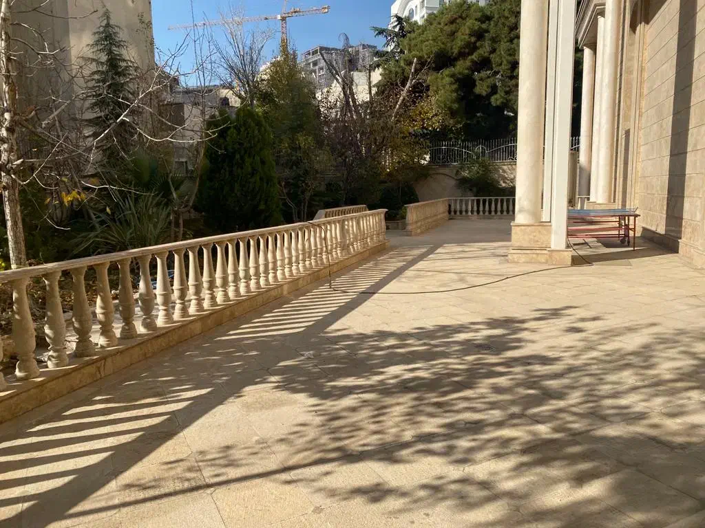 آپارتمان ۲۹۰متری فرمانیه/بام راد