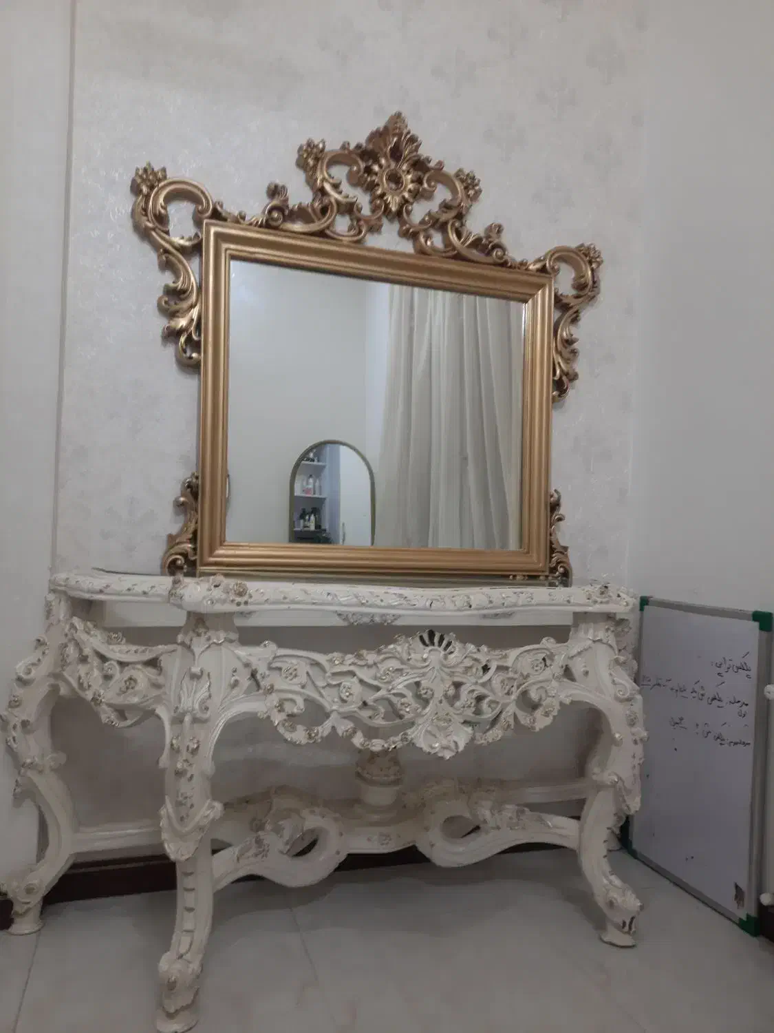 میز و کنسول|بوفه، ویترین، کنسول|قم, سالاریه|دیوار