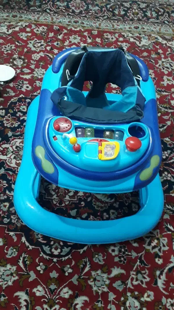 روروک بجه تاشو و کم جا موزیکال جدا میشه برای|کالسکه و لوازم جانبی|خرمشهر, |دیوار