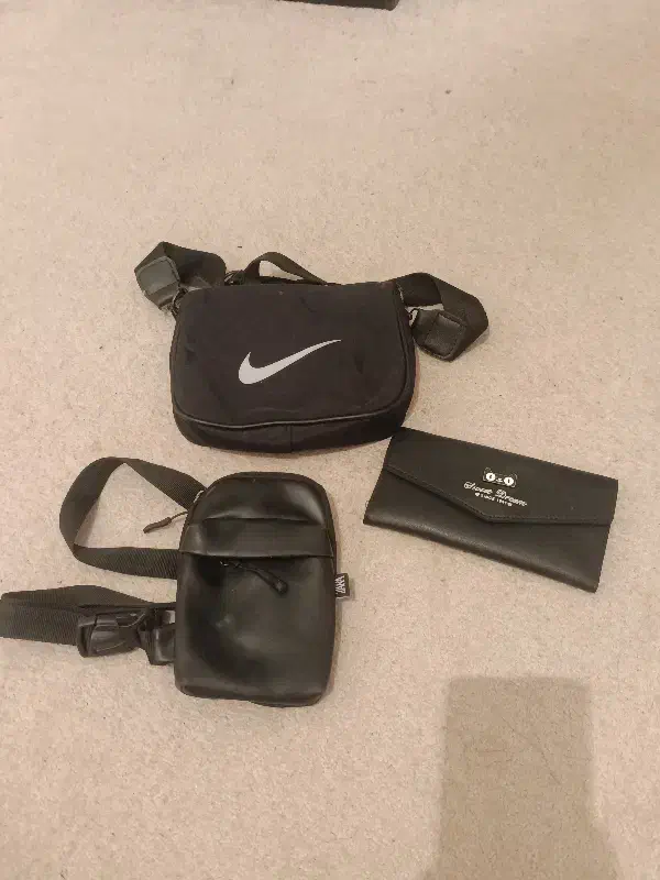 ۳عدد کیف|کیف، کفش، کمربند|ساوه, |دیوار