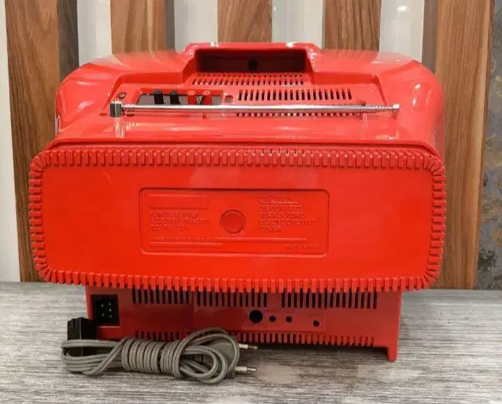 تلویزیون قدیمی|تلویزیون و پروژکتور|کارون, |دیوار