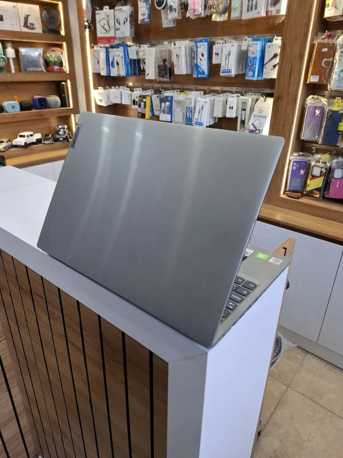 لپ تاپ کارکرده لنوو|رایانه همراه|کاشان, شریعتی|دیوار