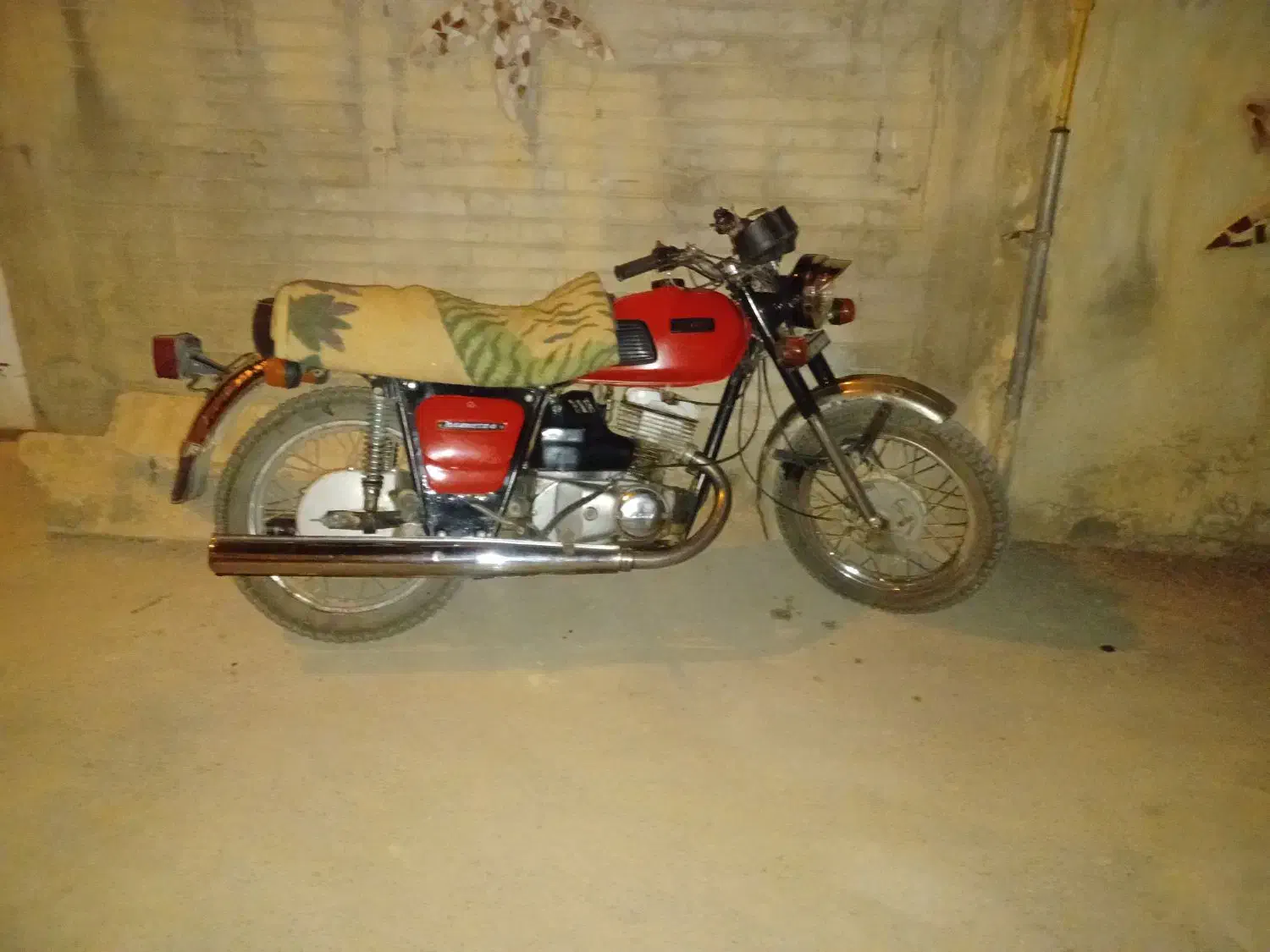 فروش فوری ایژ|موتورسیکلت|فریدونشهر, |دیوار