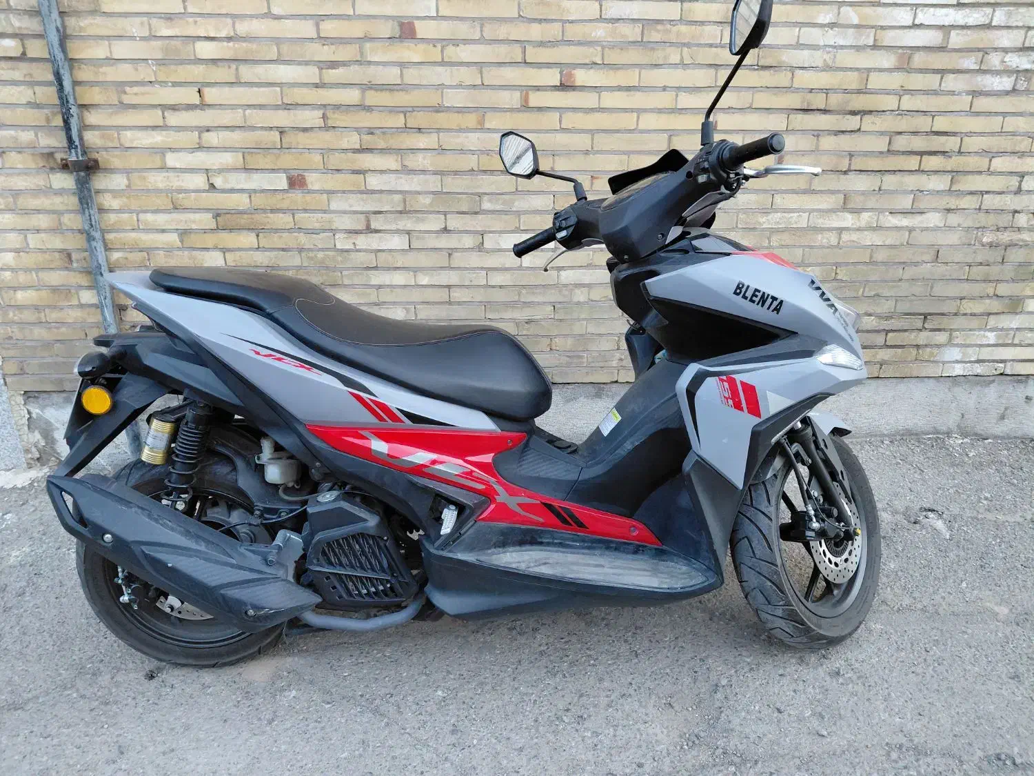 آیروکس ۱۵۵ بلنتا در حد|موتورسیکلت|یزد, |دیوار