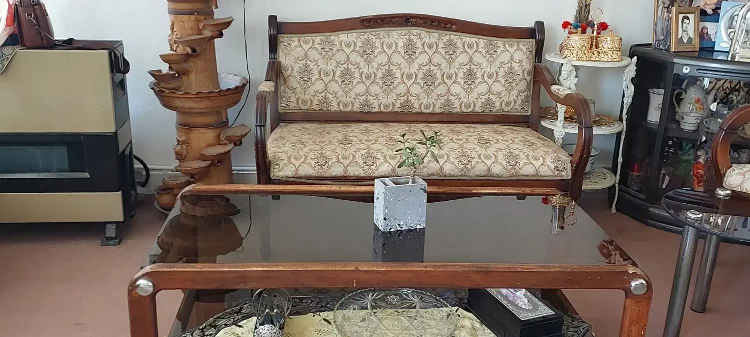 مبل ۷ نفره چوب محکم ویک تیکه|مبلمان خانگی و میز عسلی|تهران, حشمتیه|دیوار