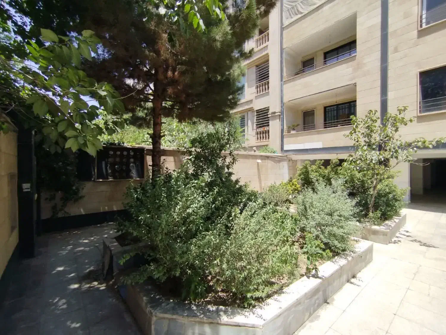 فروش آپارتمان بلوار ارم