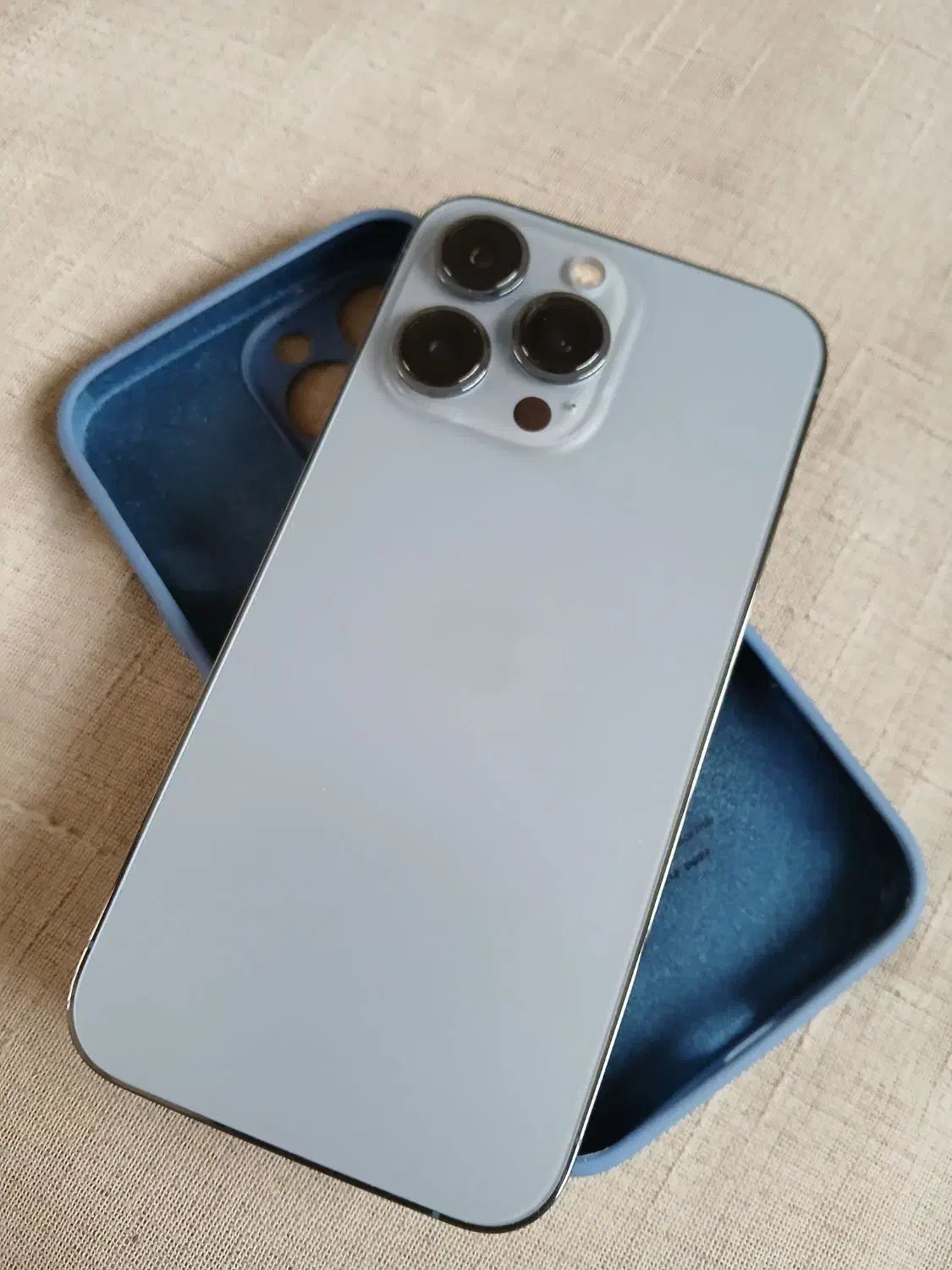 13pro در حد|موبایل|همدان, |دیوار