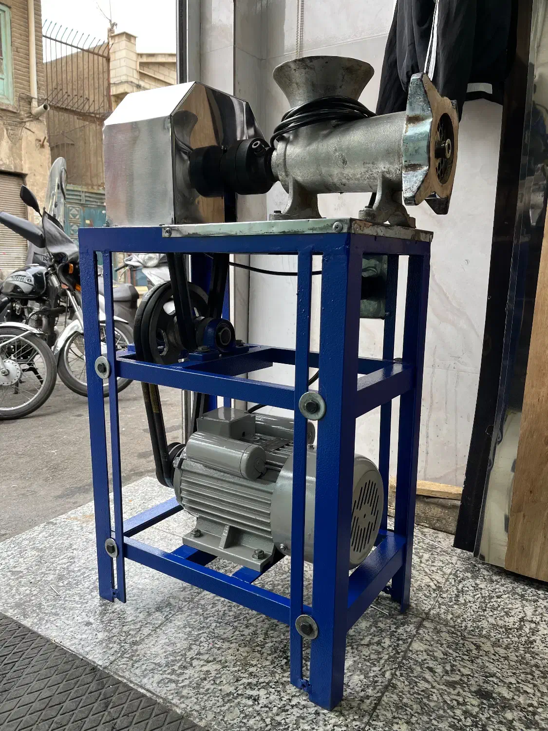 چرخ گوشت تسمه ایی|خردکن، آسیاب، غذاساز|تهران, پامنار|دیوار