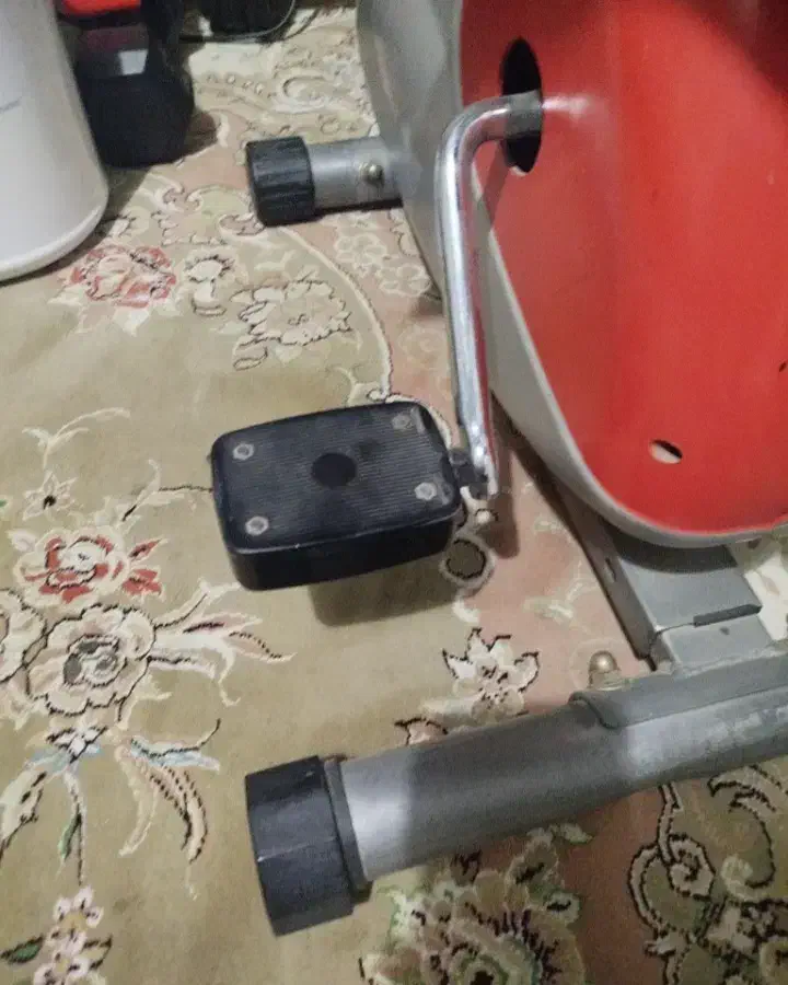 دچرخه ثابت خونگی|تجهیزات ورزشی|شهریار, شهرک بهاران (ویره)|دیوار