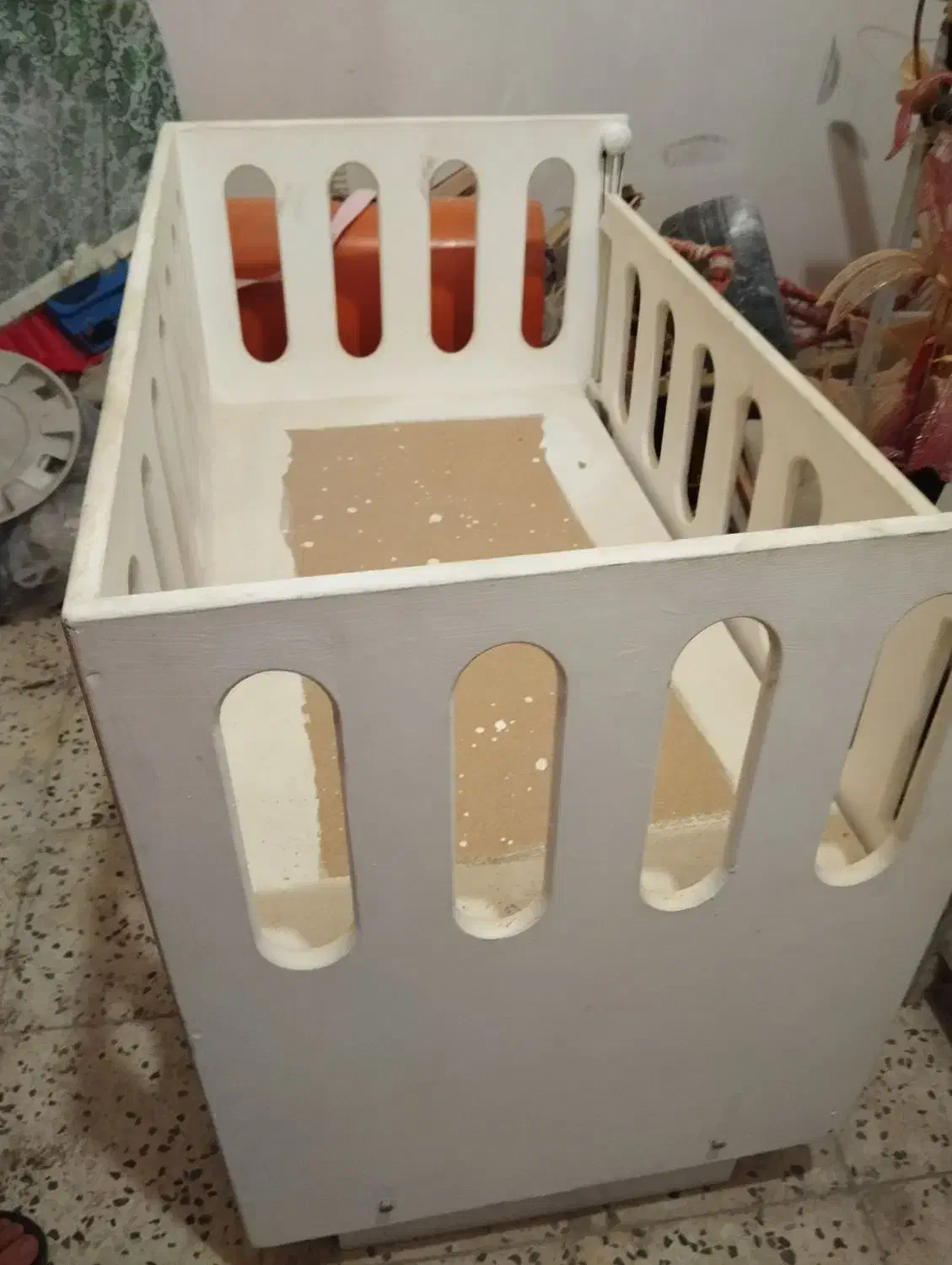 تخت  گهواره ای|تخت و صندلی بچه|بهبهان, |دیوار