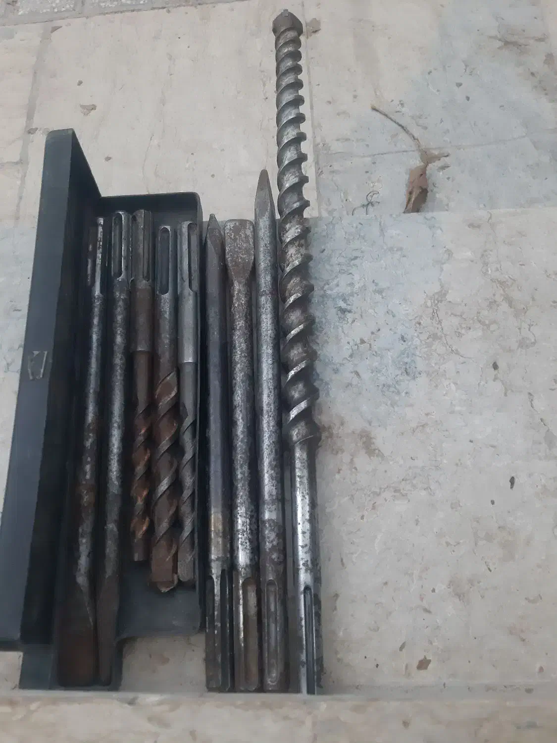 مته وقلم|ابزارآلات|بابا حیدر, |دیوار