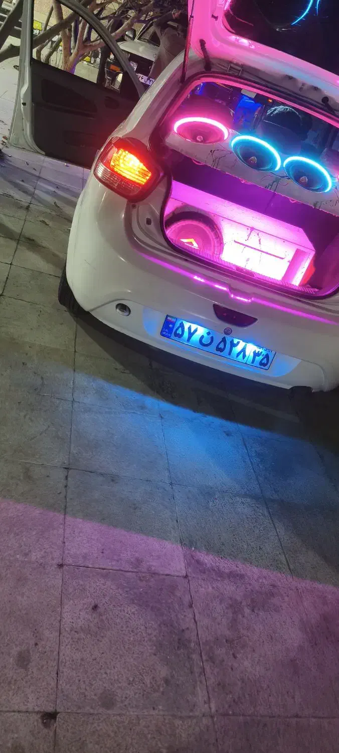 سیستم صوتی|صوتی و تصویری|میانه, |دیوار