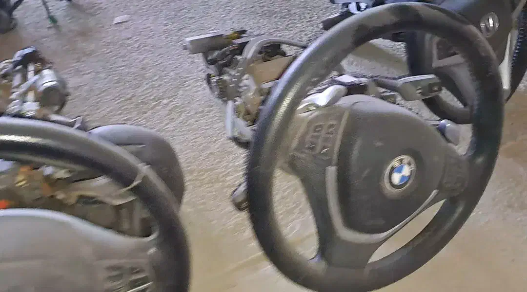 درب و گلگیر بی ام وه bmw 740 مشکی|قطعات یدکی و لوازم جانبی|تهران, نیلوفر|دیوار