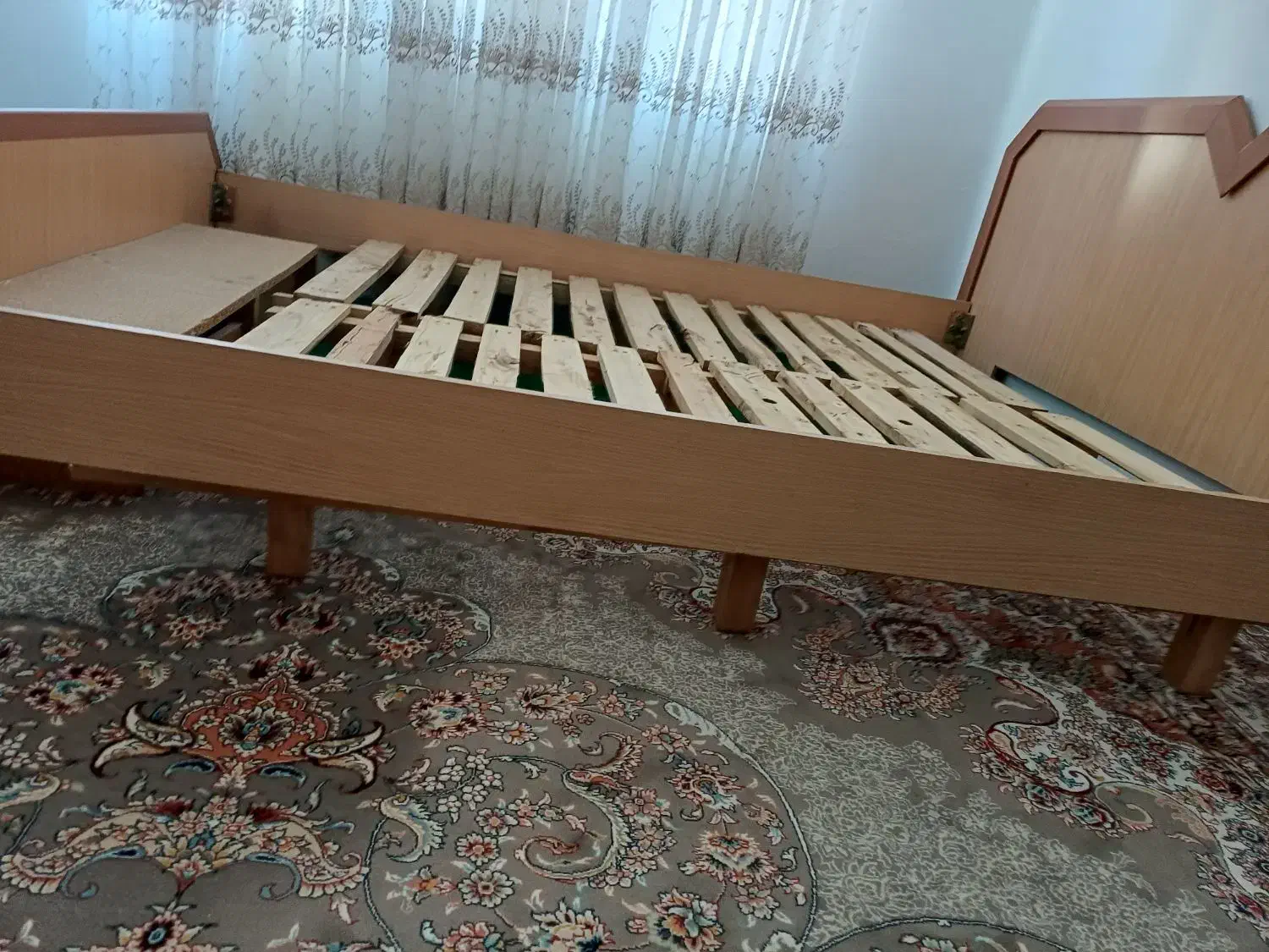 تخت خواب دو نفره|تخت و سرویس خواب|قروه, |دیوار