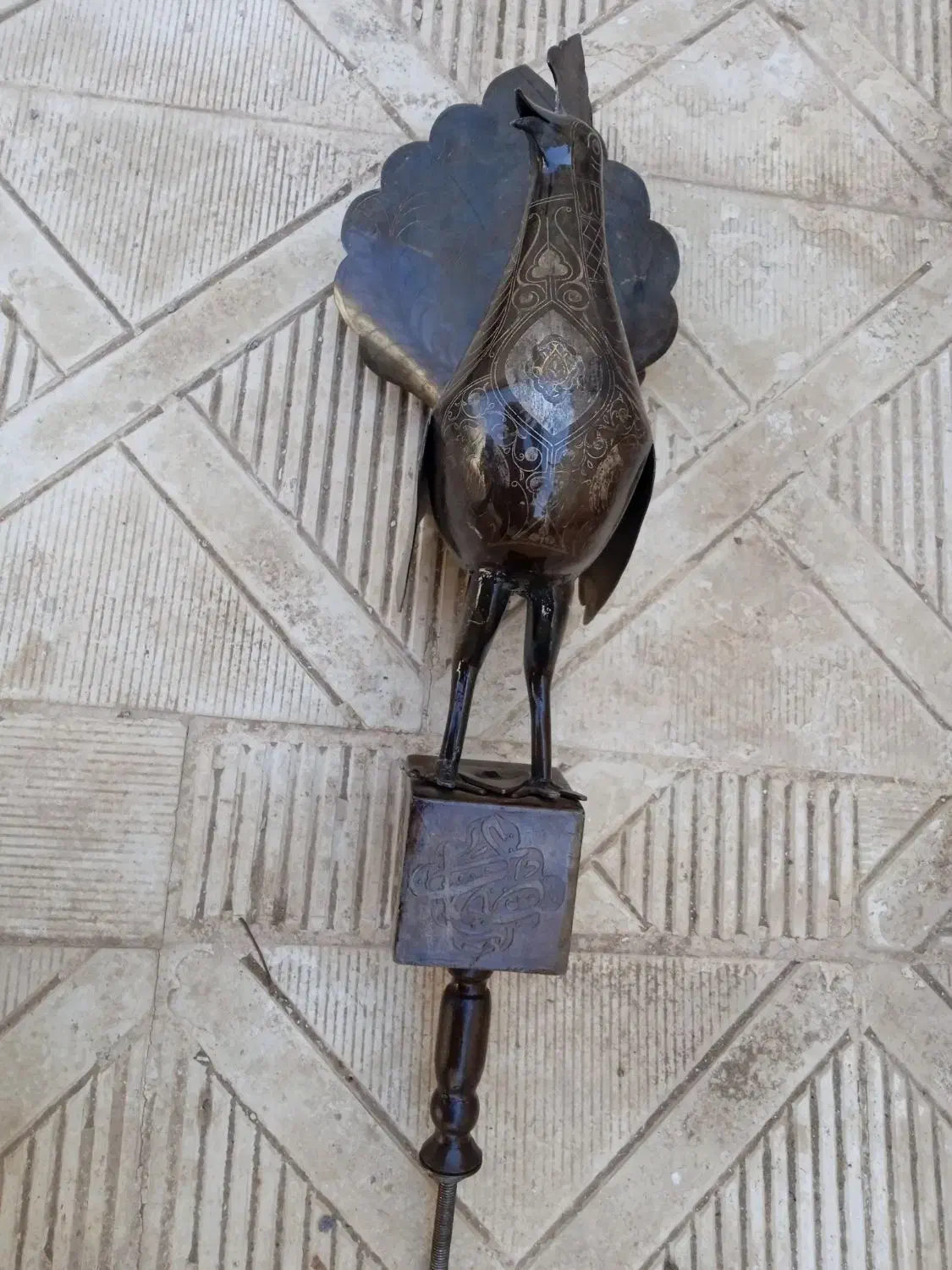 ۱عددطاوس علامت|کلکسیون اشیاء عتیقه|بشاریات, |دیوار