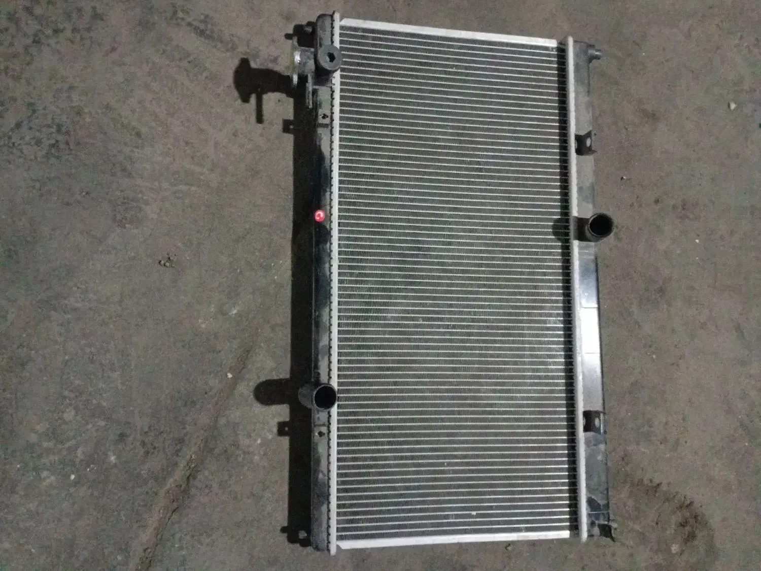 رادیات ماشین ام وی ام x33|قطعات یدکی و لوازم جانبی|مشهد, امیریه|دیوار