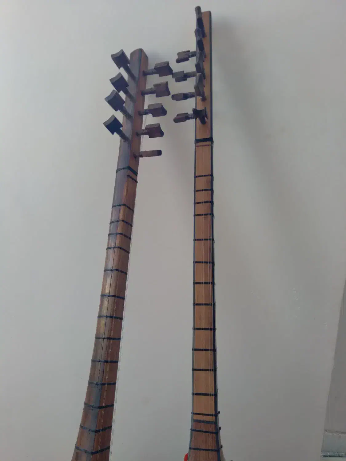 ساز های برقی|سازهای سنتی|اهر, |دیوار