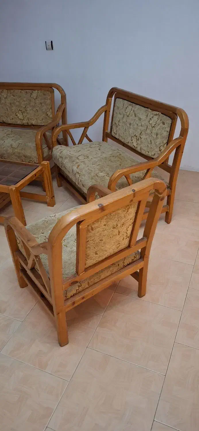 مبل 6 نفره با جلو مبلی|مبلمان خانگی و میز عسلی|بندر انزلی, نیمه شعبان|دیوار