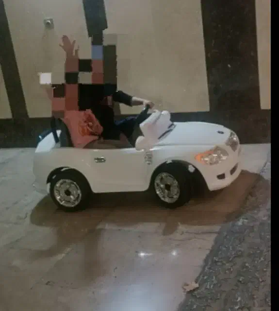 ماشین شارژی دونفره|اسباب‌بازی بچه|تهران, سازمان برنامه جنوبی|دیوار