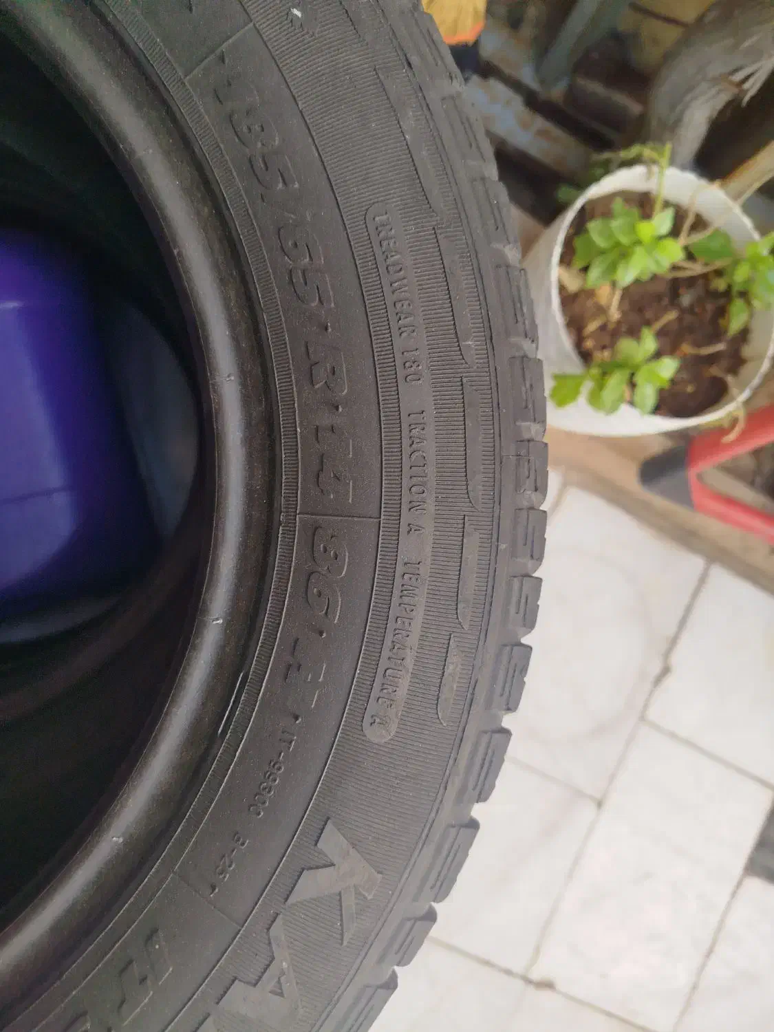 لاستیک کویر خوب وتمیز|قطعات یدکی و لوازم جانبی|قم, ولیعصر|دیوار