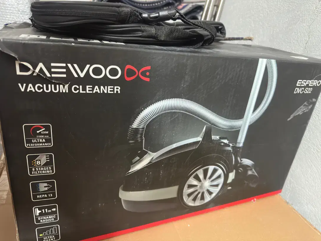 جارو برقی دست دانشجو بوده در حد نو|جاروبرقی، جارو شارژی، بخارشو|کرمانشاه, |دیوار