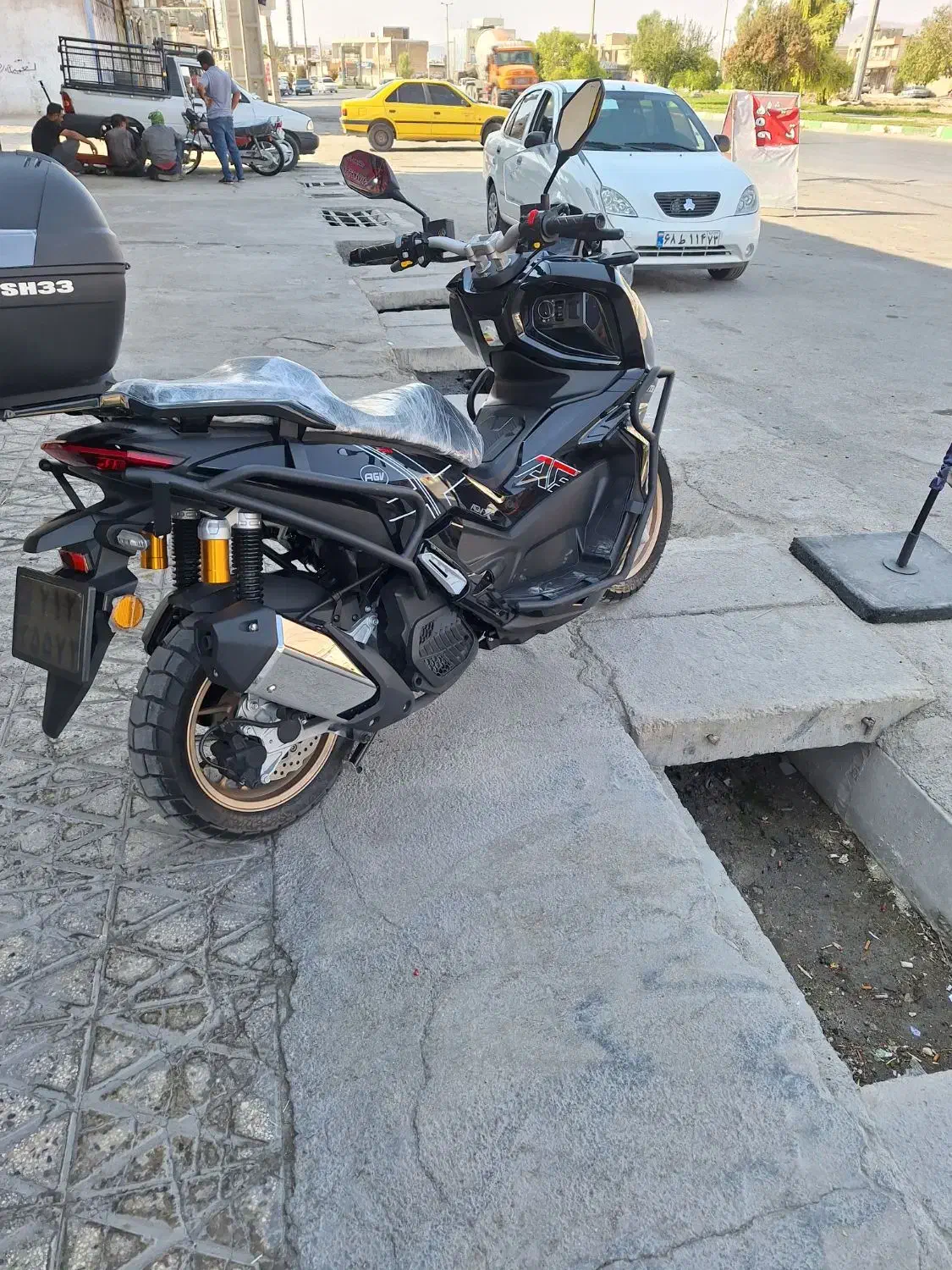 agv xشرکت کویر|موتورسیکلت|فیروزآباد (فارس), |دیوار