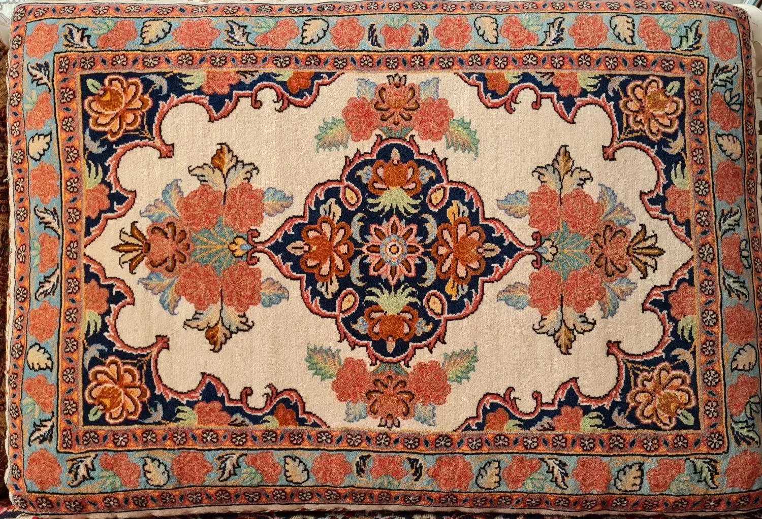 پشتی دستبافت|پشتی|همدان, |دیوار