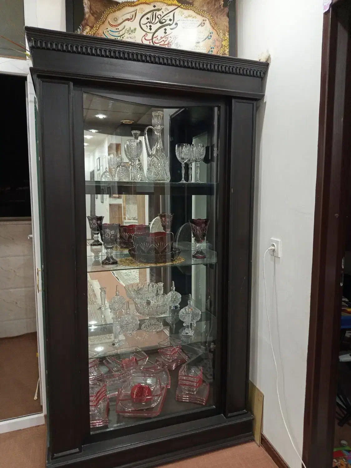 ویترین|بوفه، ویترین، کنسول|بروجن, |دیوار