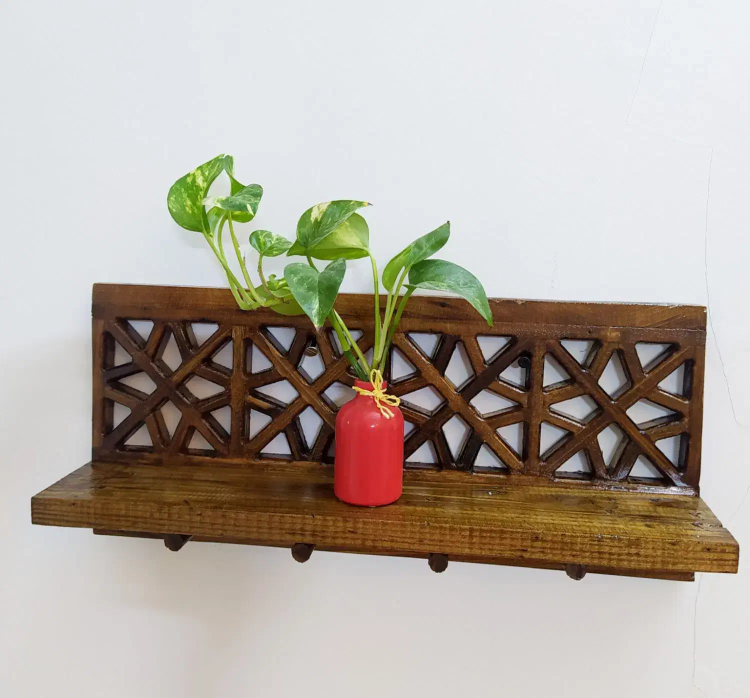 شلف دیواری چوبی با جای لیوان|کتابخانه، شلف، قفسه‌های دیواری|مشهد, هنرور|دیوار