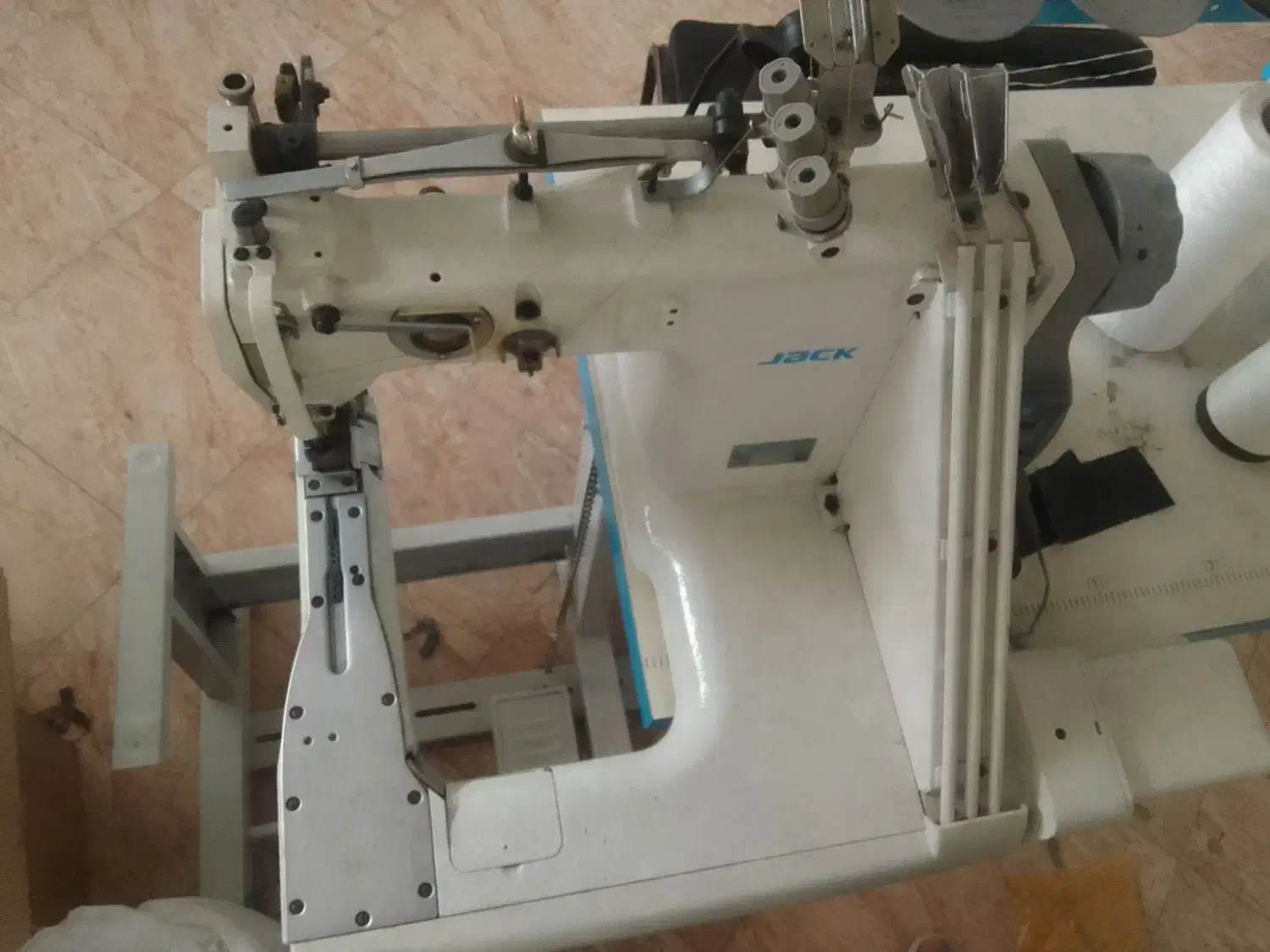 سه سوزنه کابوی سه سوزنه تخت پلدوز کمرکش پنج نخ|چرخ خیاطی و ریسندگی|خاوران, |دیوار