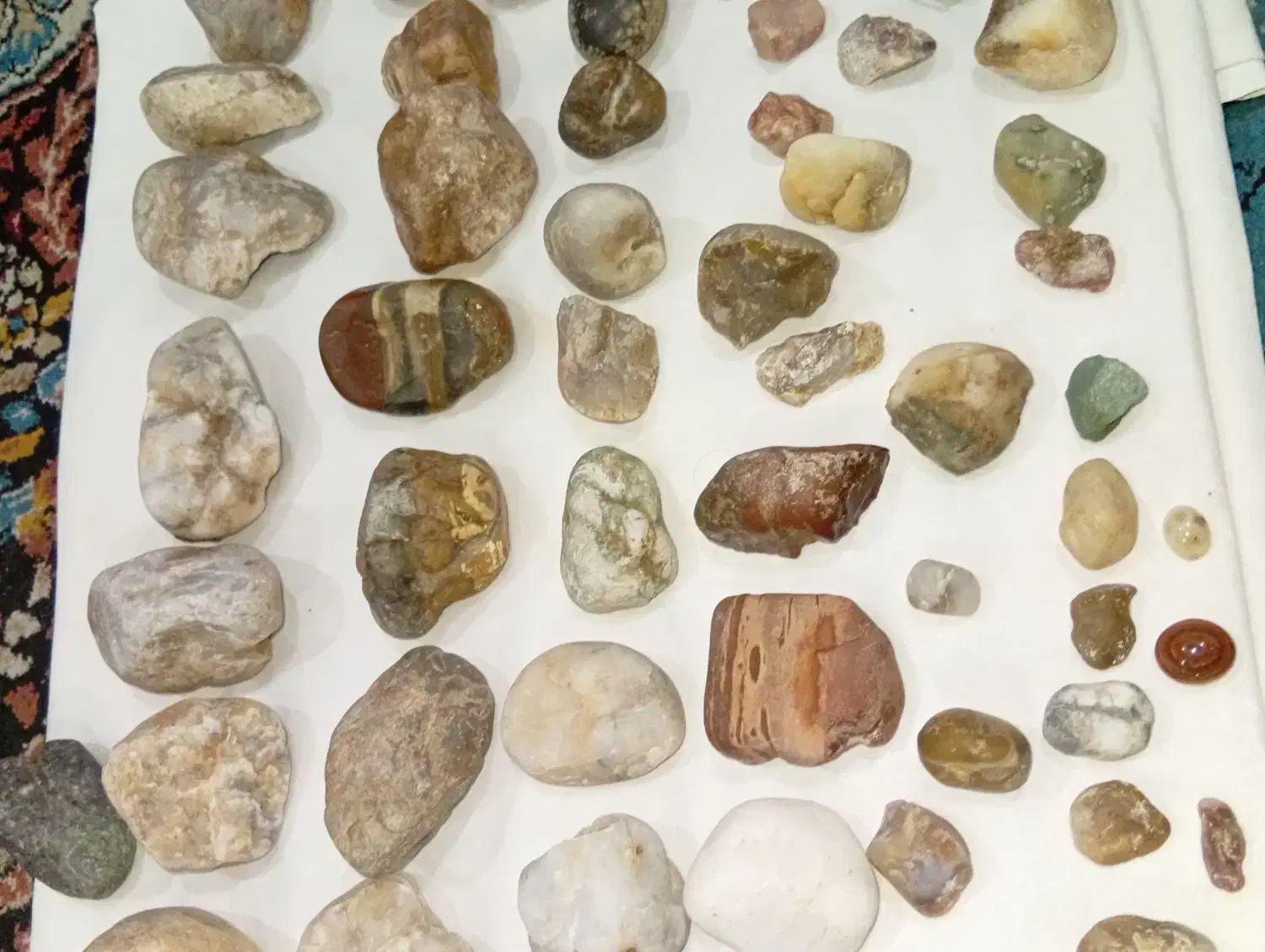 تعدادی سنگ های قیمتی|کلکسیون اشیاء عتیقه|اهواز, گلستان|دیوار