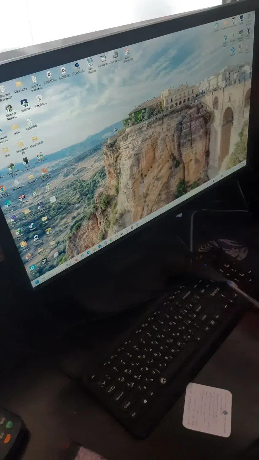 مانیتور ۲۴ اینچ ویو سونیک|قطعات و لوازم جانبی رایانه|مشهد, نیزه|دیوار