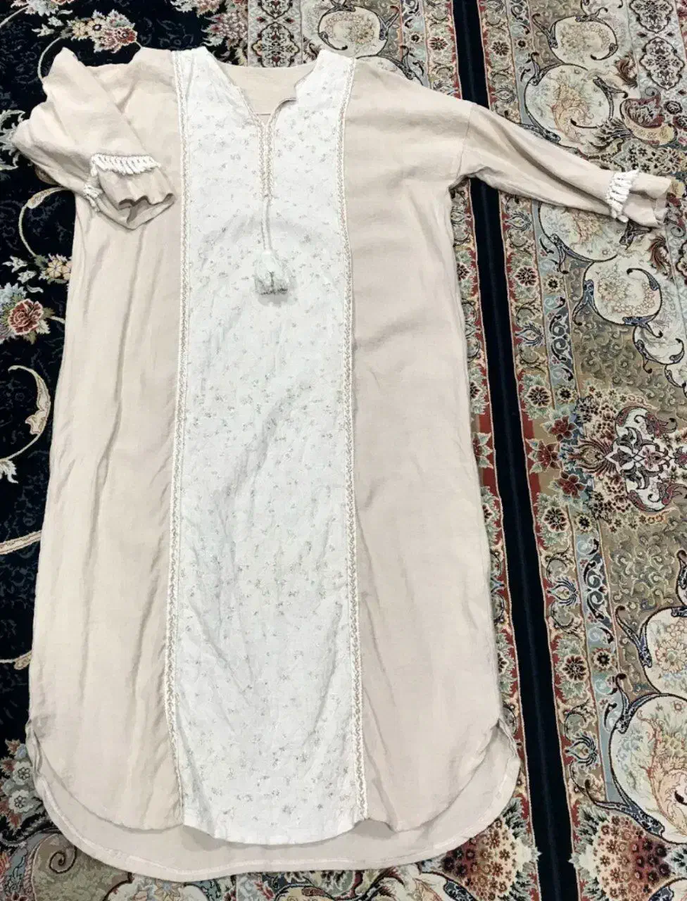 کفتان کرم|لباس|مسجد سلیمان, |دیوار