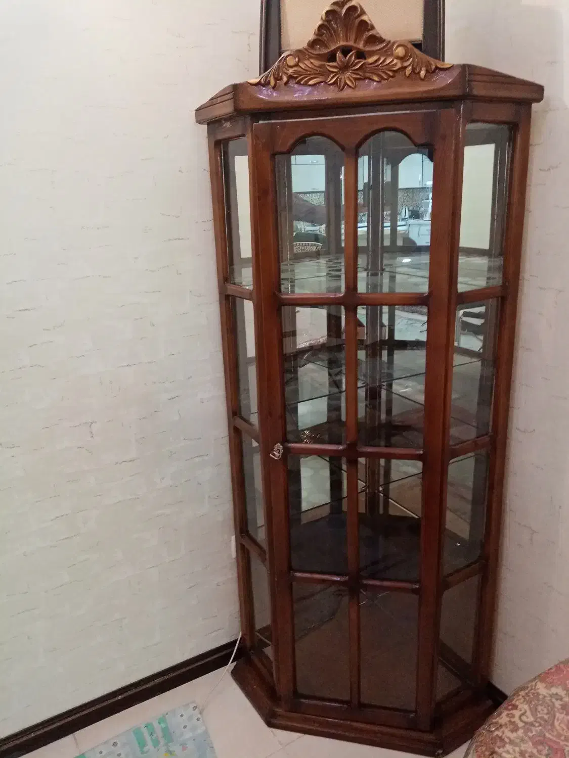 بوفه ویترین چوبی منبت|بوفه، ویترین، کنسول|قم, پردیسان|دیوار