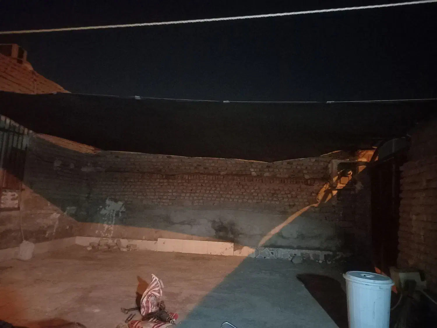 نصاب سایه بان پارچه شیدوسایه بان ایرانیتی|خدمات پیشه و مهارت|زابل, |دیوار