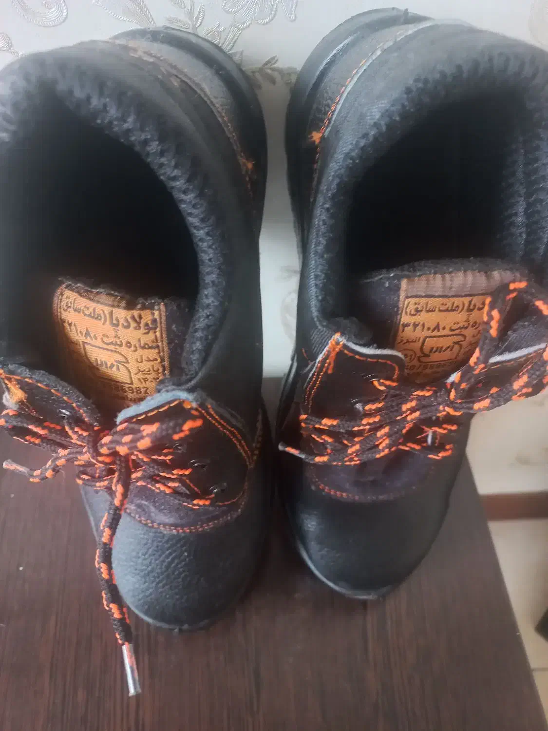 دوجفت کفش نیم بوت مخصوص کارنونو جنس بسیارمقاوم|کیف، کفش، کمربند|گلبهار, شهر جدید گلبهار|دیوار