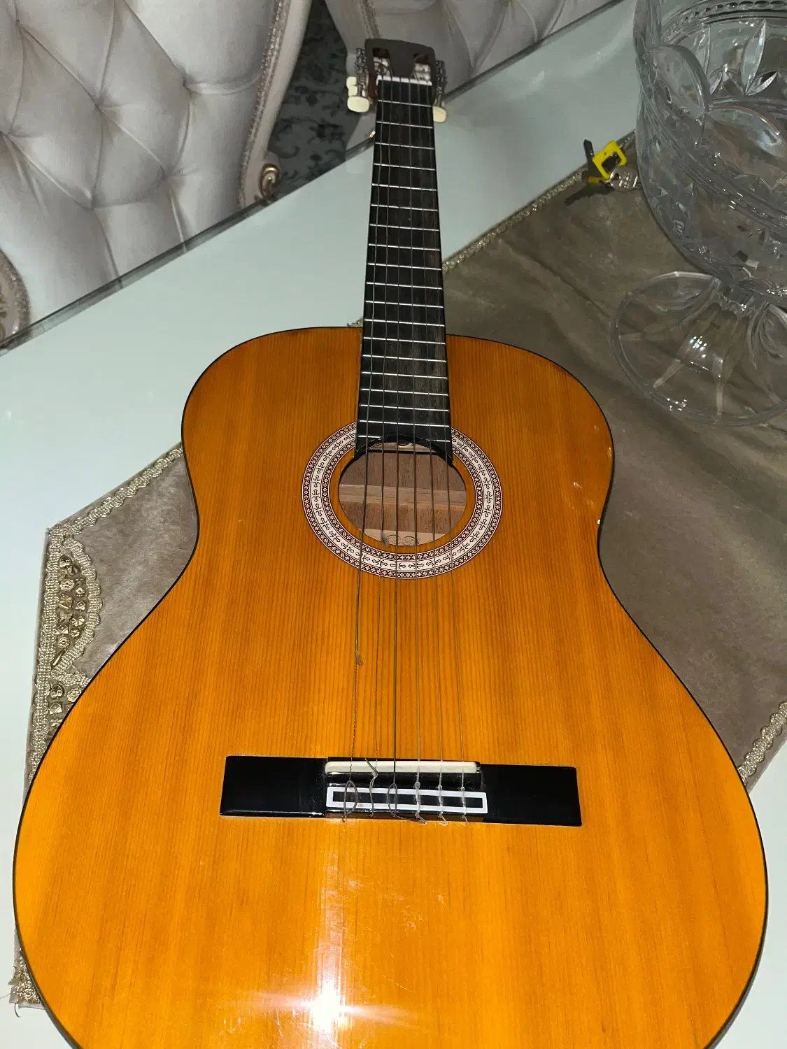 گیتار اریا|گیتار، بیس، امپلیفایر|تهران, صادقیه|دیوار