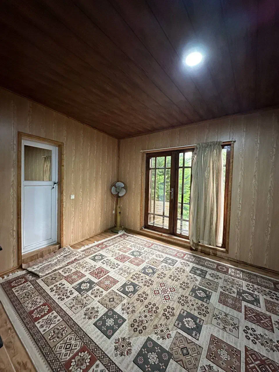 ویلاباغ دوبلکس حیاط مشجر مبله سنداماده شهرکی|فروش خانه و ویلا|تهران, صادقیه|دیوار