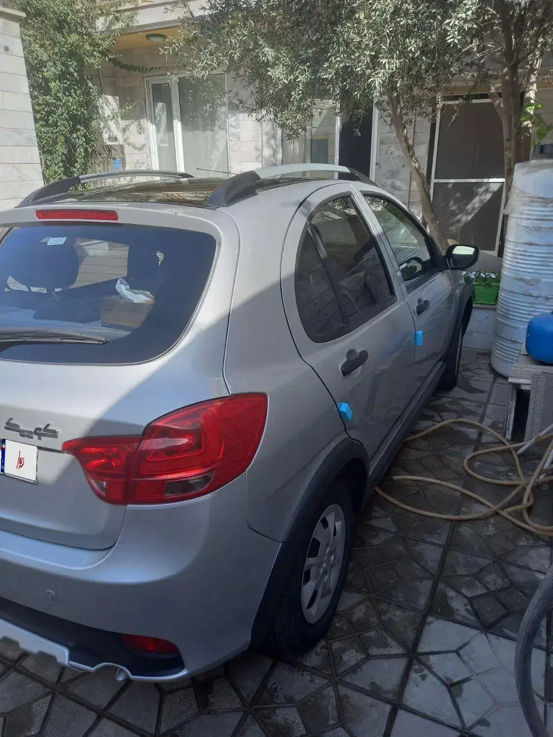 کوییک ار ۱۴۰۲ نقره ای مشکی|خودرو سواری و وانت|قرچک, زیبا شهر|دیوار