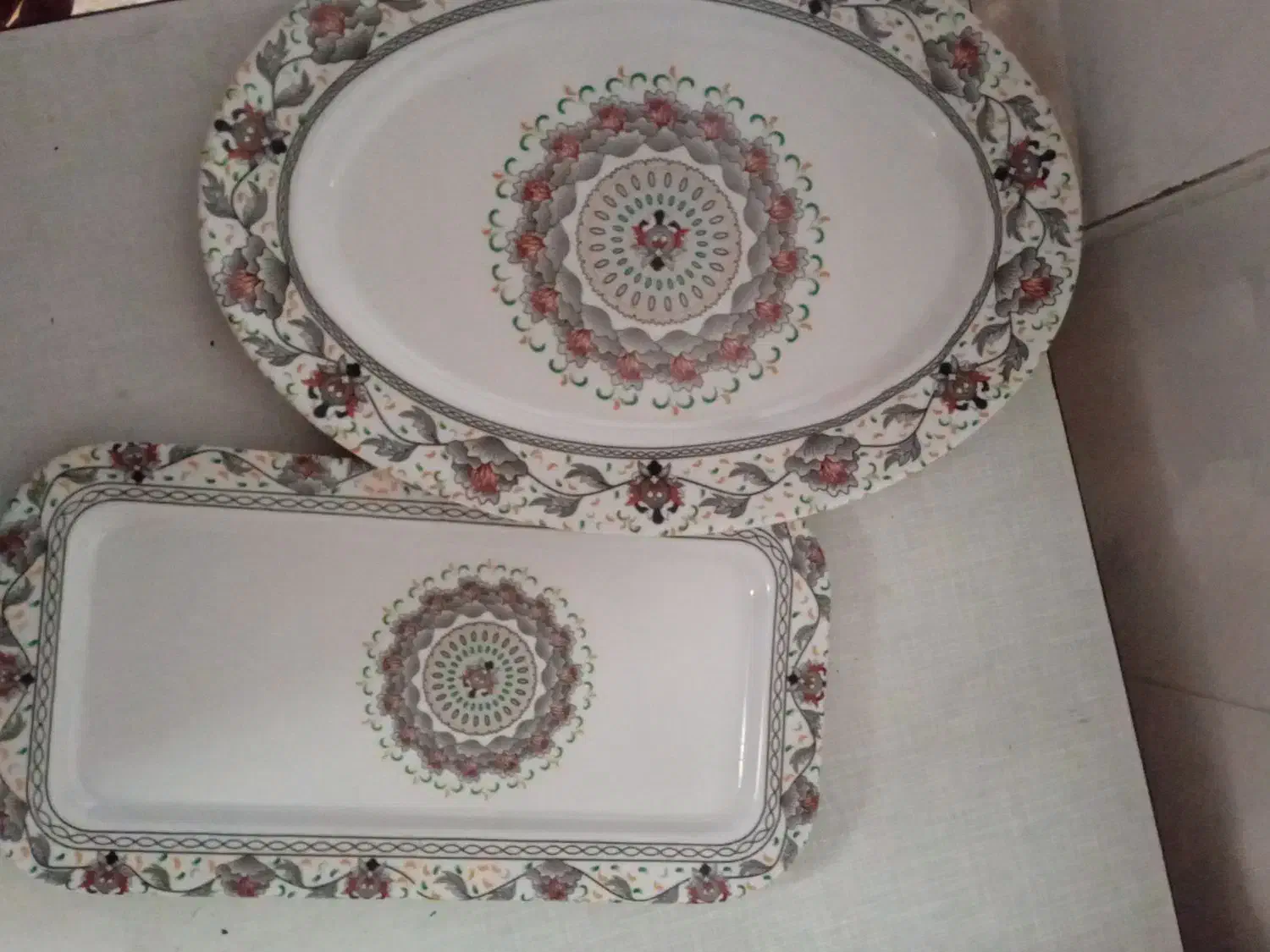 سرویس 12نفره|ظروف سرو و پذیرایی|خرم‌آباد, |دیوار