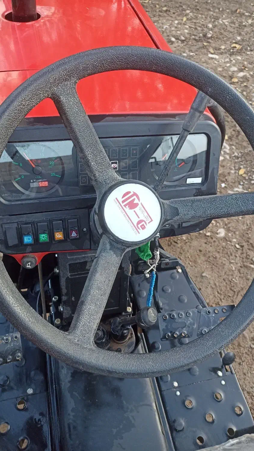 تراکتور 800تک 403|خودرو سنگین|فیروزآباد (لرستان), |دیوار