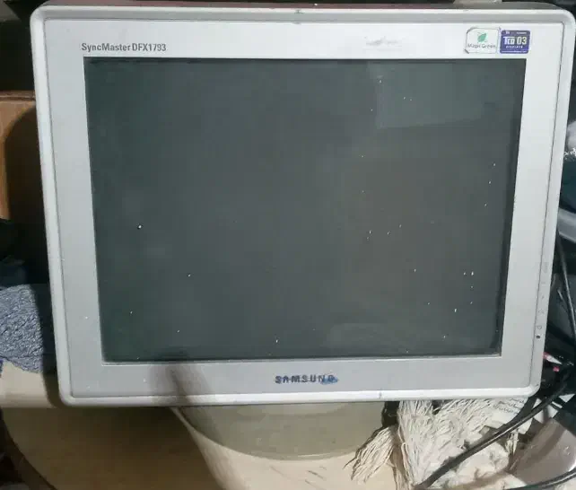 مانیتور کامپیوتر|قطعات و لوازم جانبی رایانه|بم, |دیوار