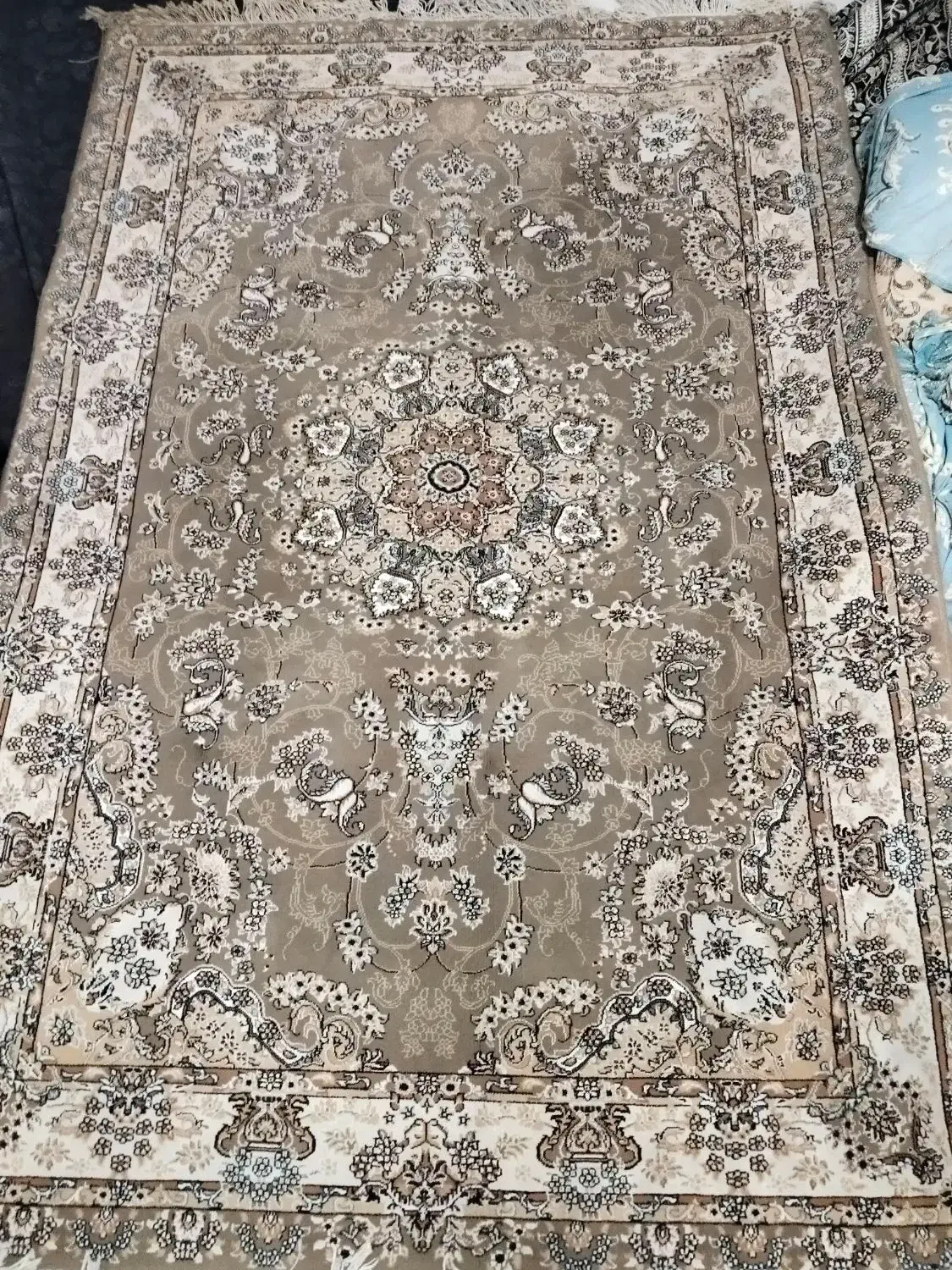 فرش ۴ متری|فرش|قدس, شهر‌قدس|دیوار